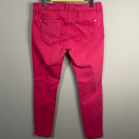 Kensie Jeans Ankle Biter Women's Hot Pink Denim Size 29 - Picture 3 of 9